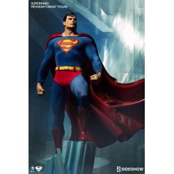 Superman Premium Format™ Figure by Sideshow Collectibles