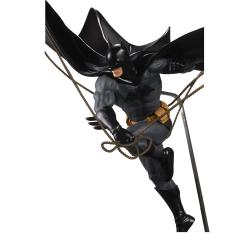 DC Direct Resin Statue DC Designer Series Batman (by Dan Mora) 40 cm