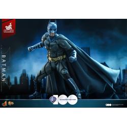 Hot Toys MMS697 Warner Bross 100th Collectible Action Figure 1/6 Batman Hot Toys Exclusive 32cm