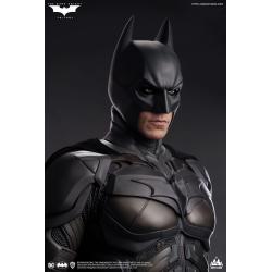 The Dark Knight Life-Size Statue Batman Premium Edition 207 cm Queen Studios 