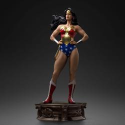 DC Comics Estatua Legacy Replica 1/4 Wonder Woman 56 cm  Iron Studios