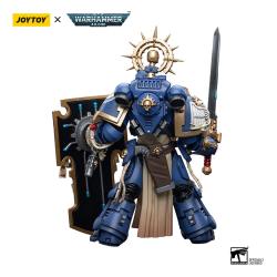 Warhammer 40k Figura 1/18 Ultramarines Primaris Captain with Relic Shield and Power Sword 12 cm JOYTOY