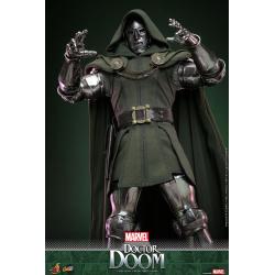 Marvel Figura Comic Masterpiece 1/6 Doctor Doom 33 cm HOT TOYS