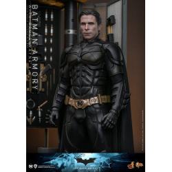 El caballero oscuro Figuras y Diorama Movie Masterpiece 1/6 Batman Armory with Bruce Wayne (2.0) 30 cm