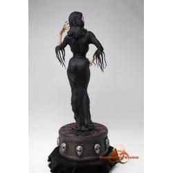 Vampira Estatua 1/6 43 cm QUARANTINE STUDIOS