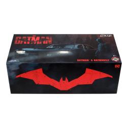 Batman 2022 Vehículo 1/24 Hollywood Rides 2022 Batmobil Black Chrome Convention Exclusive con Figura