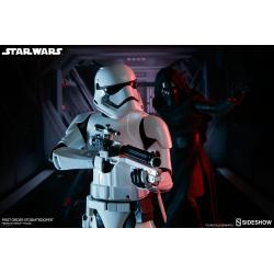 Stormtrooper Premium Format™ Figure by Sideshow Collectibles