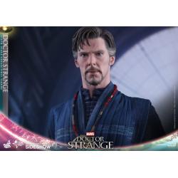 Doctor extraño Sixth Scale Figure by Hot Toys Movie Masterpiece Series 