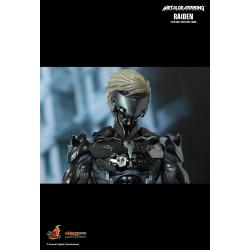 Metal Gear: Raiden Sixth Scale Figure HOT TOYS SPECIAL EDITION