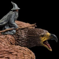 El Señor de los Anillos Estatua Gandalf on Gwaihir