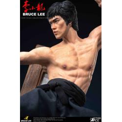 Bruce Lee Estatua de resina  con patada voladora 32CM star ace