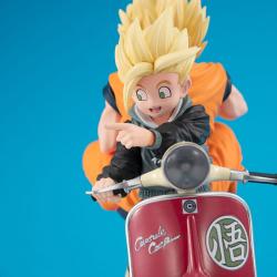 Dragonball Z 05 Desktop Real McCoy Diorama PVC Super Saiyan Son Goku & Super Saiyan Son Gohan & Motorbike 16 cm MEGAHOUSE