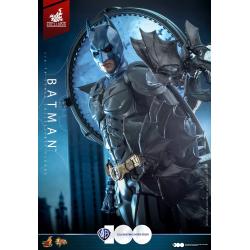 Hot Toys MMS697 Warner Bross 100th Collectible Action Figure 1/6 Batman Hot Toys Exclusive 32cm