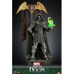 Marvel Figura Comic Masterpiece 1/6 Doctor Doom 33 cm HOT TOYS