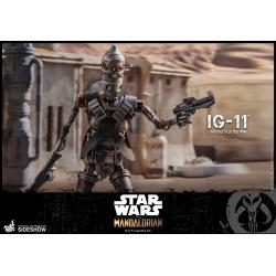 Star Wars: The Mandalorian - IG-11 1:6 Scale Figure