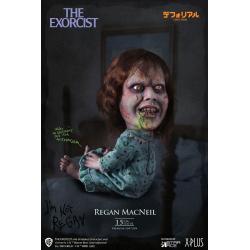 El Exorcista Figura Defo-Real Series Regan MacNeil 15 cm