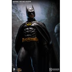 Batman Premium Format™ MICHAEL KEATON EXCLUSIVE