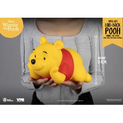 Winnie The Pooh Piggy Vinyl Relajado Winnie 26 cm  Beast Kingdom Toys