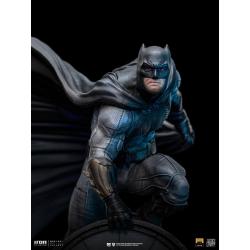 Zack Snyder\'s Justice League Deluxe Art Scale Statue 1/10 Batman on Batsignal 28 cm