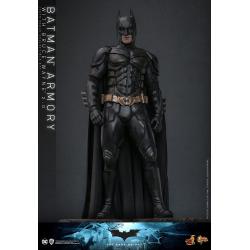 El caballero oscuro Figuras y Diorama Movie Masterpiece 1/6 Batman Armory with Bruce Wayne (2.0) 30 cm