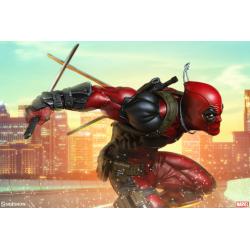 Deadpool Premium Format Figure by Sideshow Collectibles