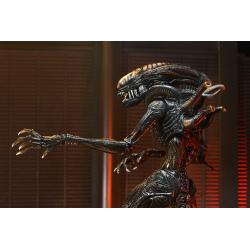 ALIEN Figura Ultimate Scorched Xenomorph 18 cm NECA