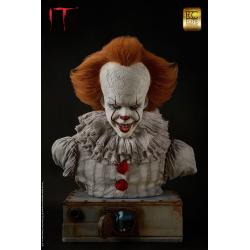 Stephen King\'s It Life-Size Bust Pennywise 71 cm