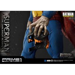 Batman: The Dark Knight Returns Statue 1/3 Superman Deluxe Ver. 88 cm
