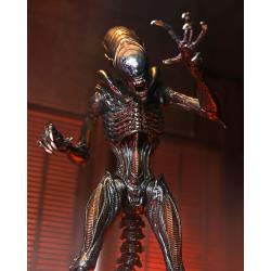 ALIEN Figura Ultimate Scorched Xenomorph 18 cm NECA