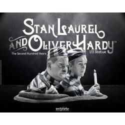 Stan Laurel & Oliver Hardy 1/3 ESTATUA Infinite Statue