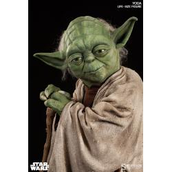 Star Wars: Yoda Life Sized Statue