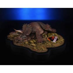 Jurassic Park Diorama 1/35 Sick Triceratops 10 cm