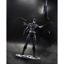 DC Direct Estatua a Batman Black & White Batman (by Jorge Jimenez) 27 cm MCFARLANE TOYS