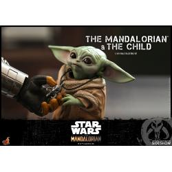 Star Wars: The Mandalorian and The Child 1:6 Scale Figure Set