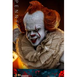 Pennywise Sixth Scale Figure by Hot Toys IT: Chapter Two - Movie Masterpiece Series 