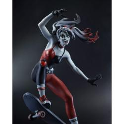 DC Direct Estatua 1/10 Harley Quinn: Red, White & Black Harley Quinn by Ivan Tao 20 cm McFarlane Toys