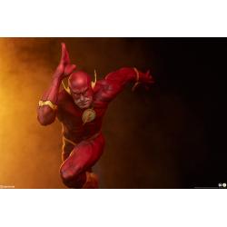  The Flash Premium Format™ Figure by Sideshow Collectibles