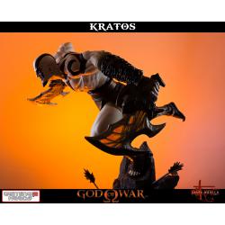 God of War: Lunging Kratos 1/4 scale Statue