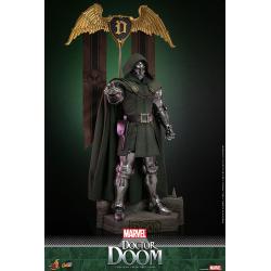 Marvel Figura Comic Masterpiece 1/6 Doctor Doom 33 cm HOT TOYS