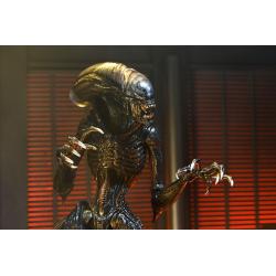 ALIEN Figura Ultimate Scorched Xenomorph 18 cm NECA