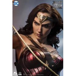  Justice League Life-Size Bust Wonder Woman 73 cm
