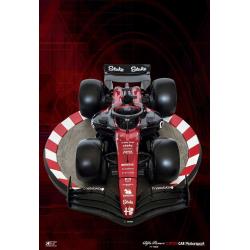 F1 Crazy Car Sauber/Alfa Romeo Statue