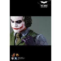 THE DARK KNIGHT THE JOKER 1/6TH SCALE COLLECTIBLE FIGURE