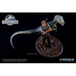 Jurassic World: Owen and Blue 1:9 scale Statue