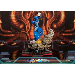 Mega Man X4 Estatua X Finale Weapon 45 cm First 4 Figures
