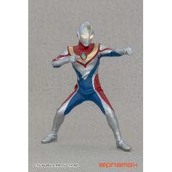 Ultraman Figura con luz Dyna 16 cm ALPHAMAX