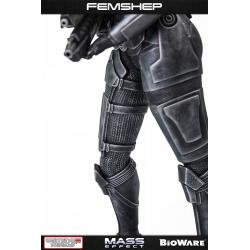 Mass Effect Estatua 1/4 Femshep 51 cm