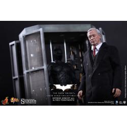 The Dark Knight: Batman Armory with Alfred Pennyworth 1:6 scale figure set
