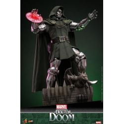 Marvel Figura Comic Masterpiece 1/6 Doctor Doom 33 cm HOT TOYS