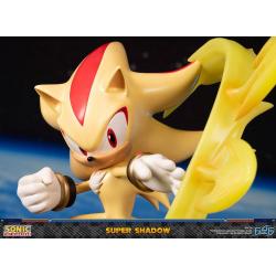 Sonic the Hedgehog Estatua Super Shadow 50 cm